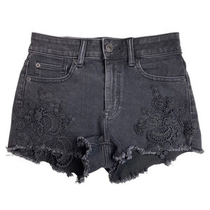 (NWOT) American Eagle Hi-Rise Shortie Lace Denim Shorts | Black Distressed – 2